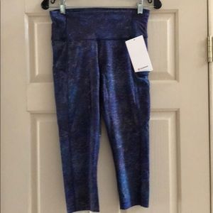 Women’s crop leggings